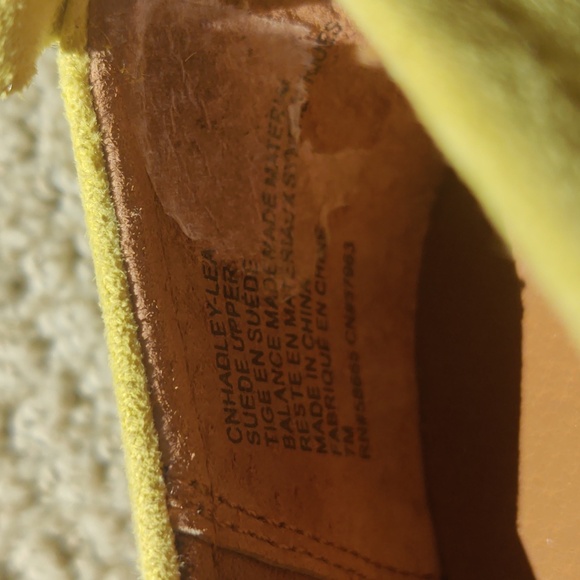 Caslon Women's Hadley Yellow Loafer - Size 7 - Picture 3 of 10